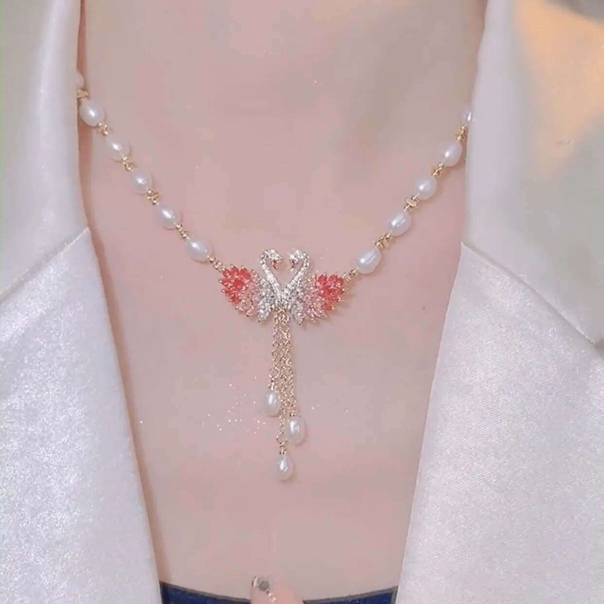 Swan Love Charming Pendant Necklace
